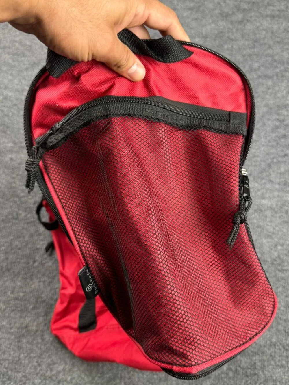 Protégé Unisex Red Cargo Duffel Bag Travel Luggage Gym Carry On 21